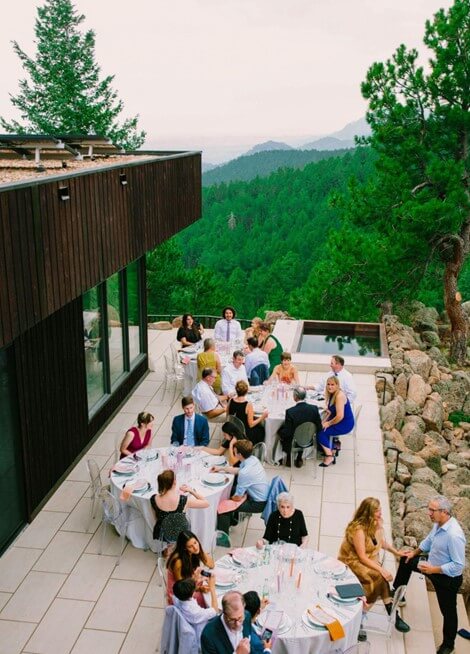 Outdoor Entertaining Space Featuring Porcelain Pavers