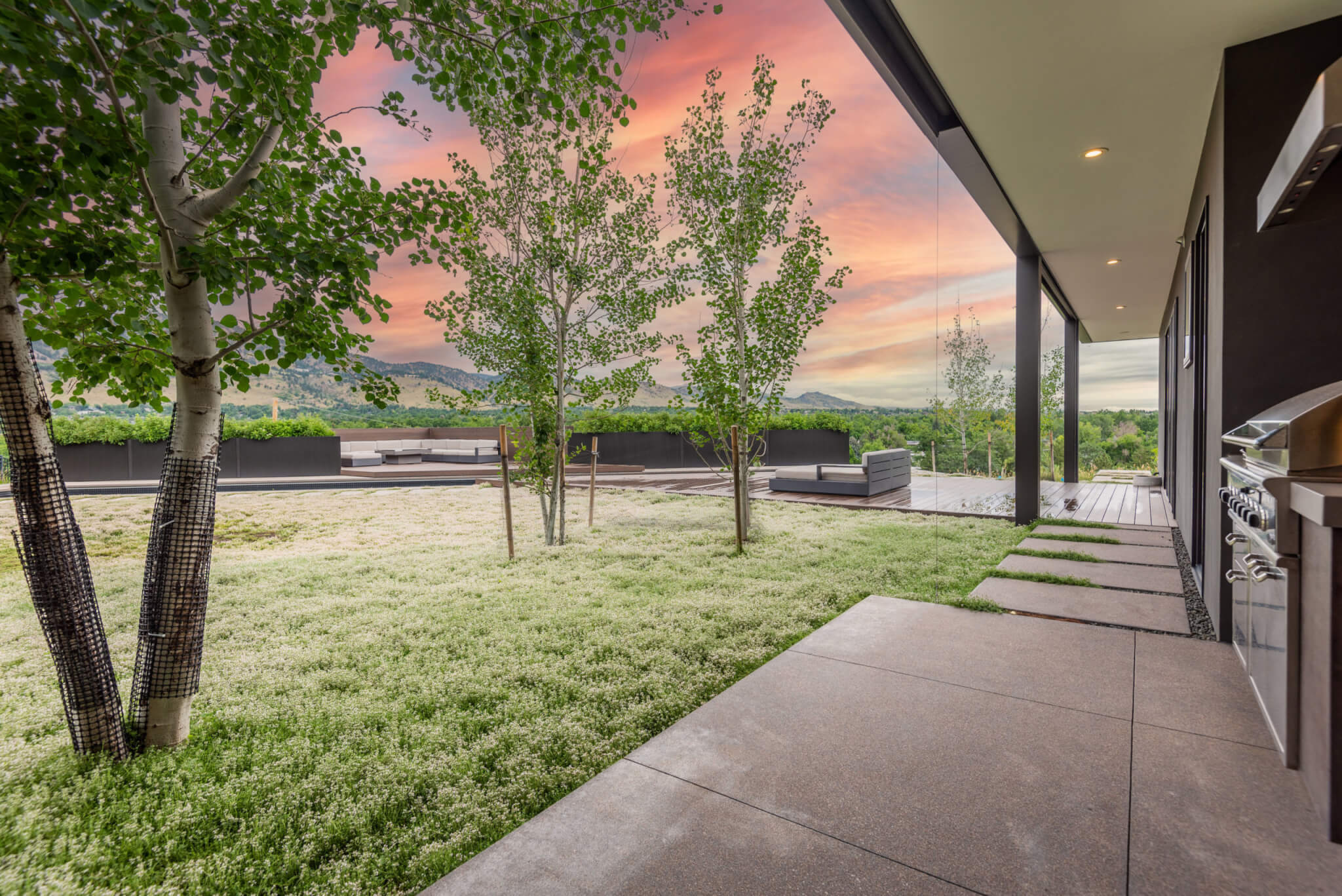 Side view of a garden from outdoor kitchen